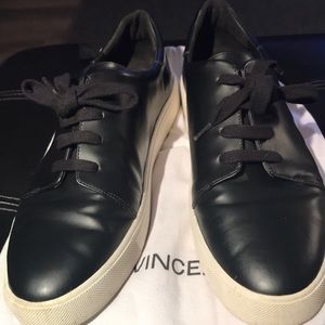 Vince Bale black leather low top sneaker size 8.5